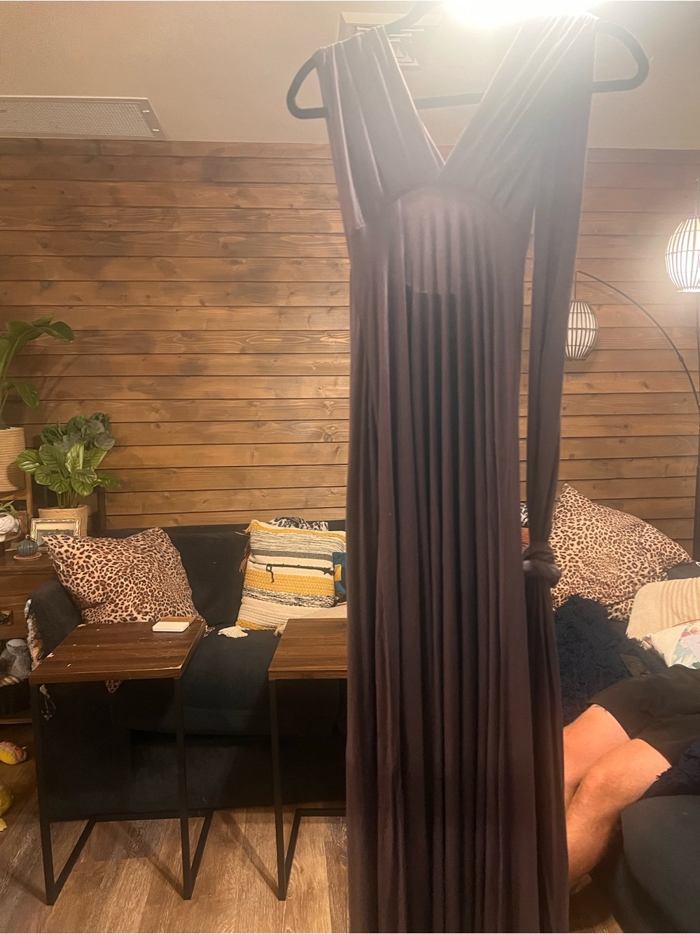 Lulu's Black Pleated V-Neck Maxi Dress
